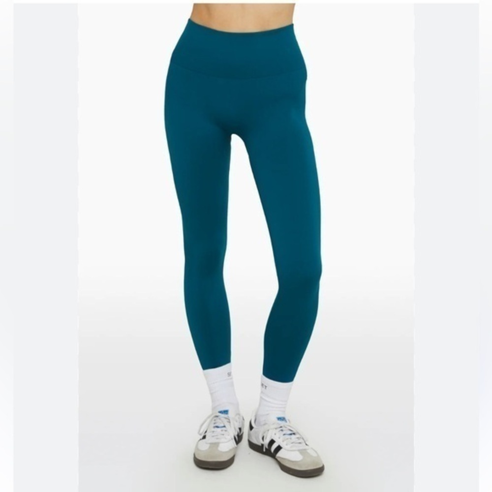 SET ACTIVE Sculptflex Leggings in dark Green